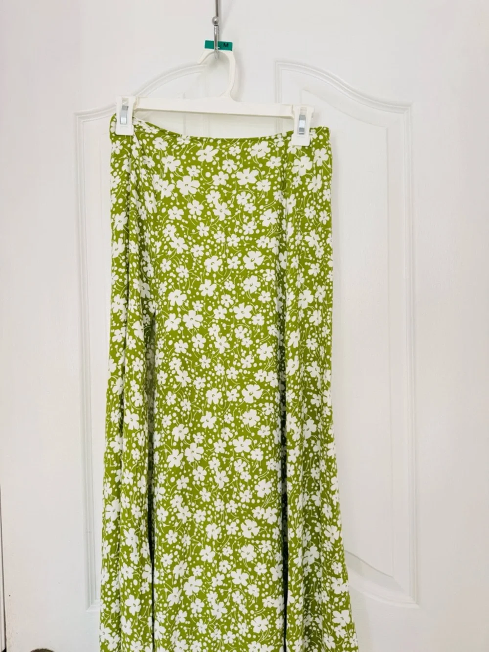 🍒Reformation Zoe Midi Skirt in Tempo